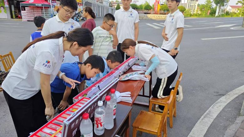 ����־Ը���ՈF���M������^ ������ʽ�_չ������������