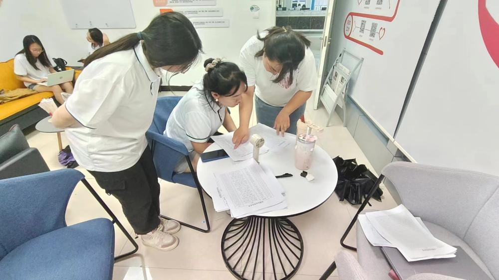 ���������B�ģ��ഺ�����С���^־Ը����ꠡ�������^�������С�^��ů