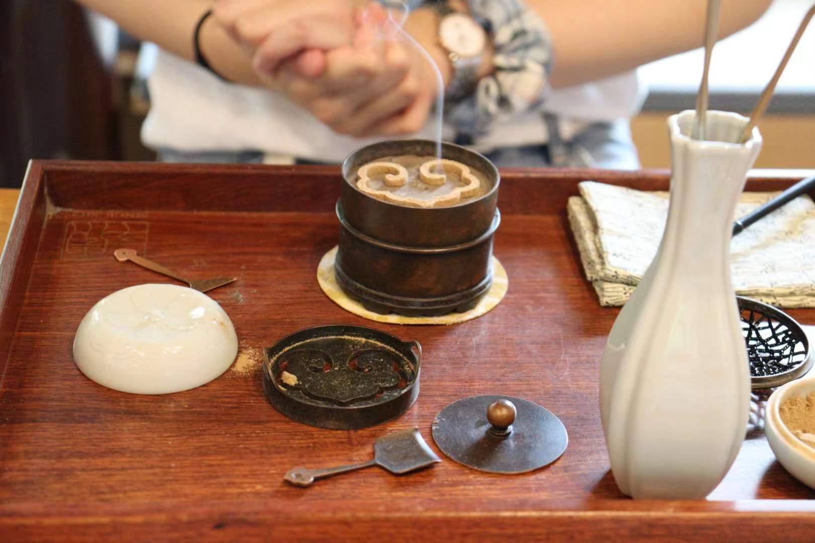 �@һ������ζ�ُ�ǰ����ؔ�W���x�ܡ������㡱�r��