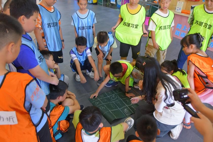 �W˼�`����������֪�к�һ��Ӣ��