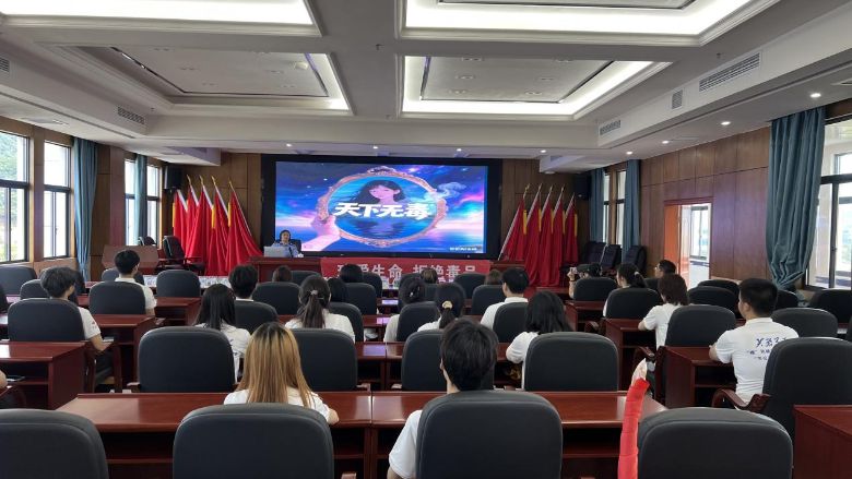 ������������ܽ^��Ʒ�����ѻ��WԺ���W�c��������WԺ ��������־Ը���ՈF���M�ѻ��Џ��Ƹ��x�䶾