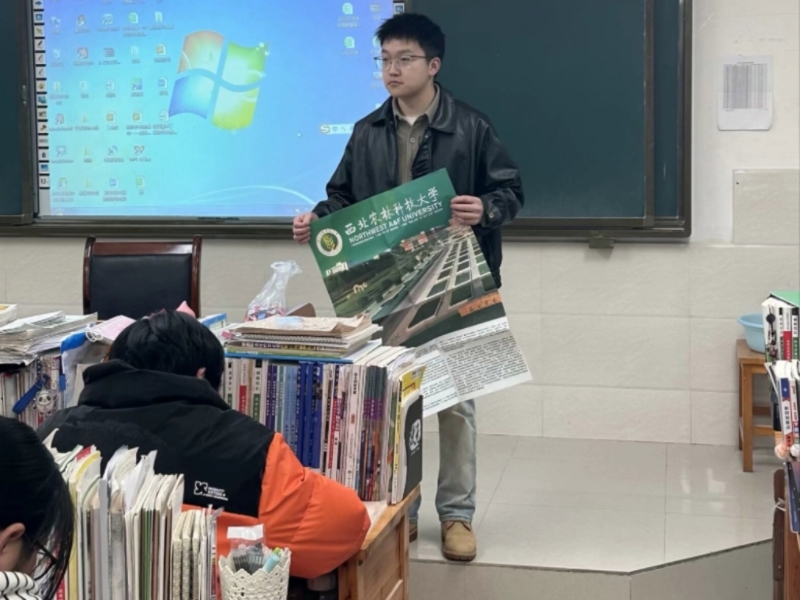 �đ����r����sĸУ