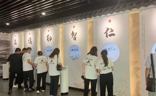 һ��ͬ���꣬�R�������l