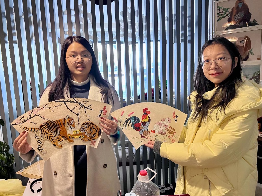 ���r�����ΰlչ������`�������{�С������Ļ������\�lչ