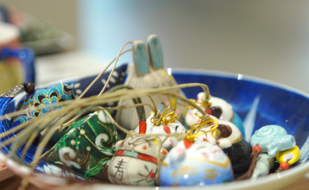 實踐團隊參觀文創制品 通訊員姜豪祥攝