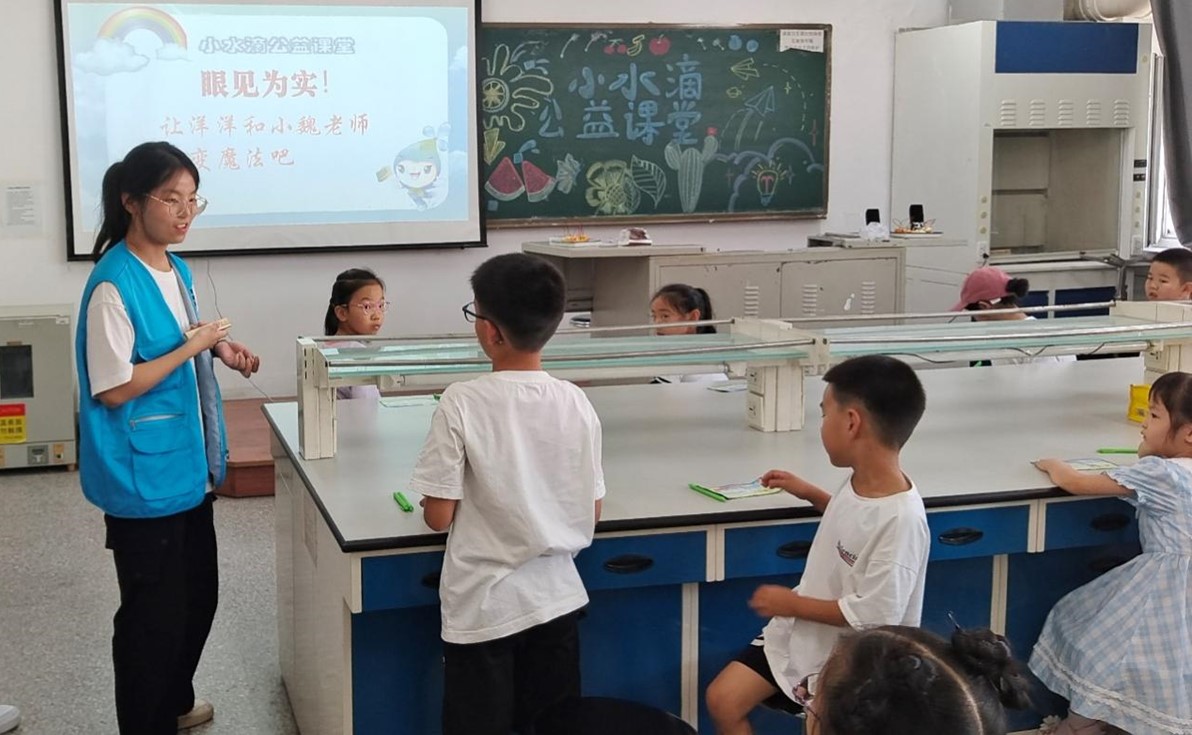 �|������Сˮ�������ഺ�^�M(j��n)�����������ƽ��d��(gu��)