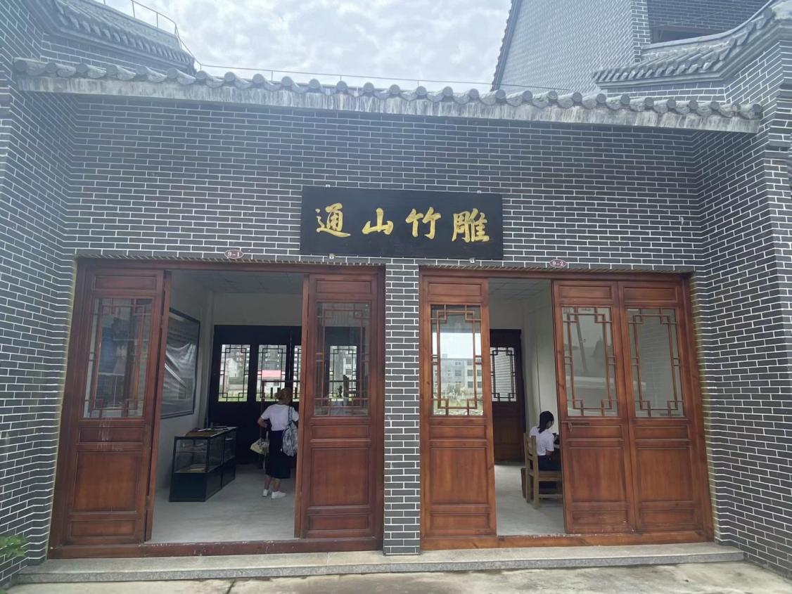 ���׷����ͨɽ����v�w��