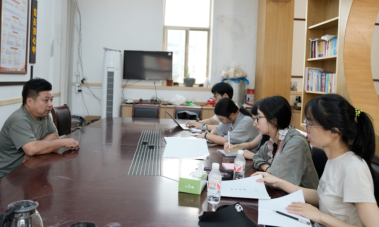 �㽭�r�ִ�W��ǧ�f�����������l�����d���С���W������������`�o����һ��