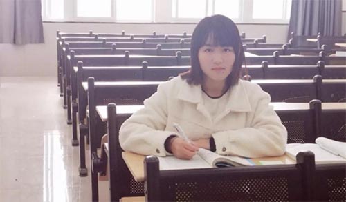 ��־���W���������E