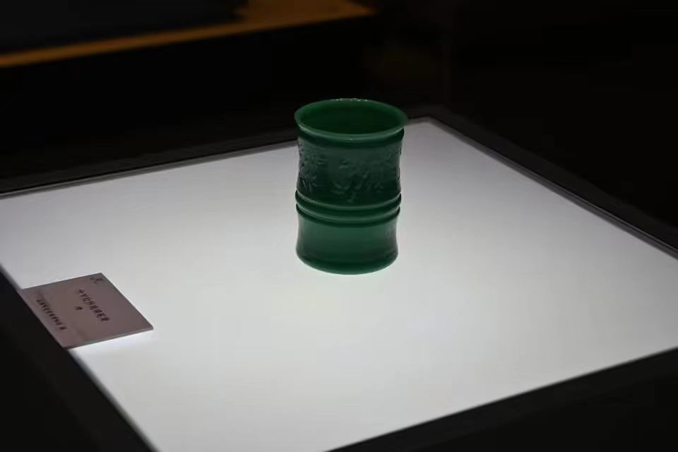 �մ�����ˇ�gչ����Խ�vʷ������δ��������