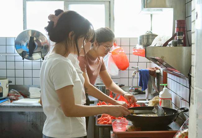 ������ʳ���������r��W�Ӕy�֡����ǵĺ��ӡ������Lζ�X�c���`�Ĝ�ܰ����