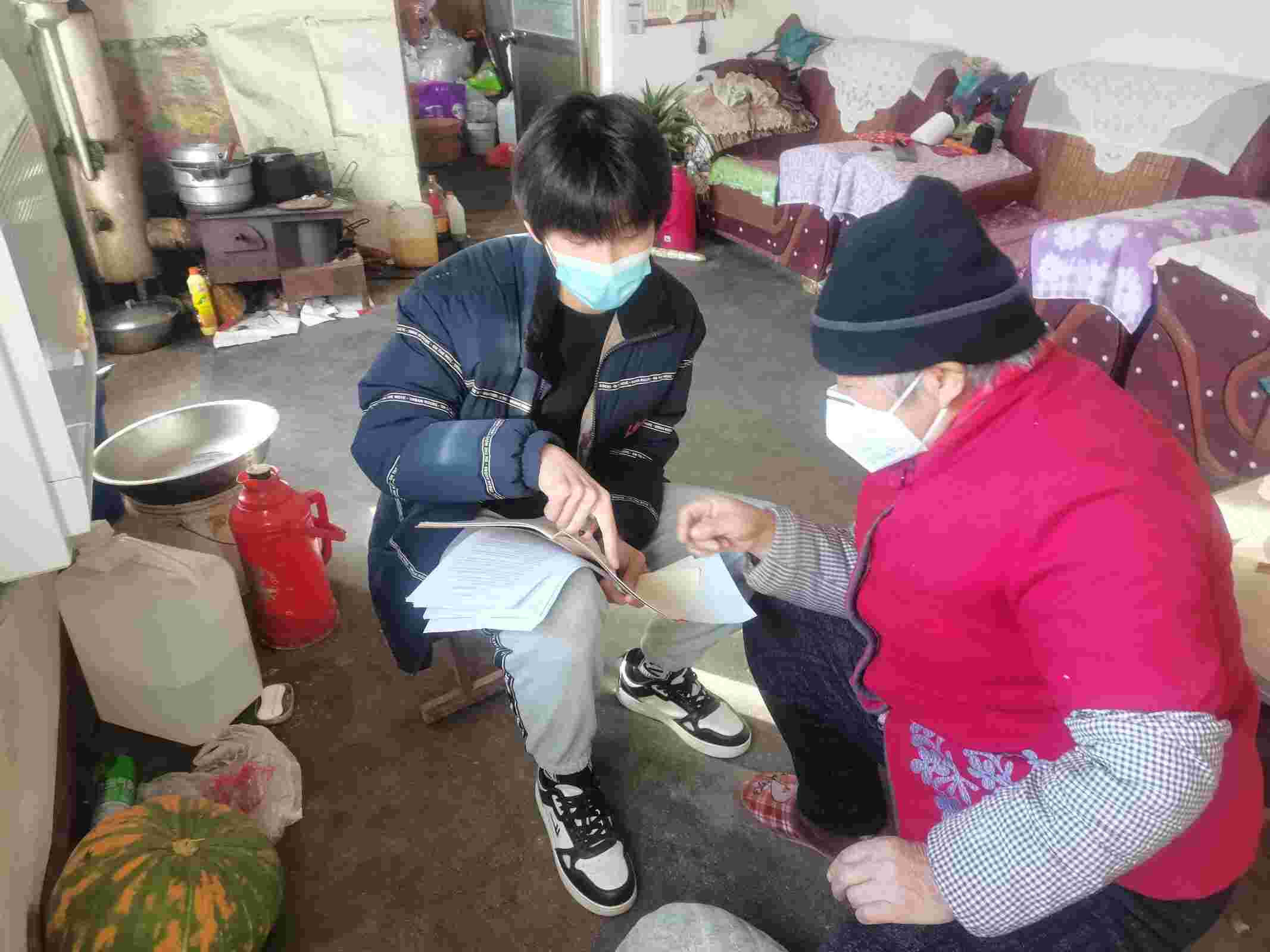 �lչ�l����ɫ�a�I���،��r�������¸���·