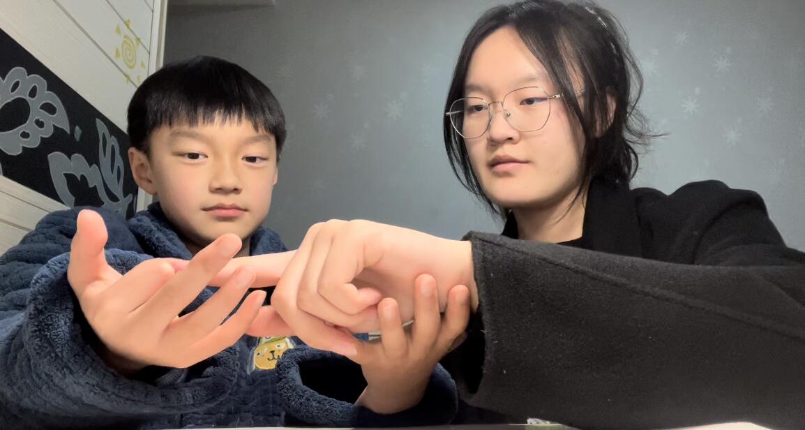 �P(gu��n)�����؃�ͯ���顰׷�����ĺ��ӡ���һ�|ꖹ�