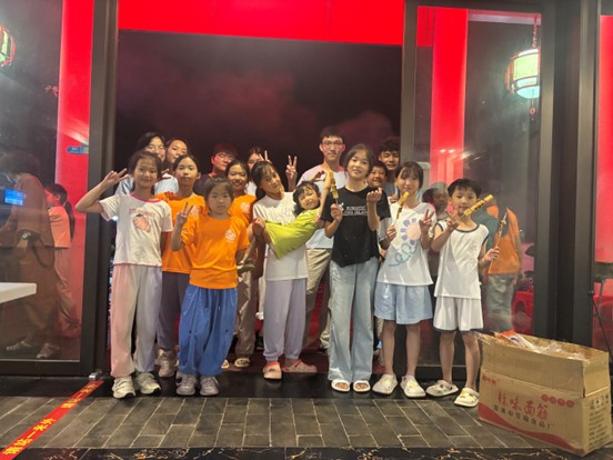 ������Ժ���µ�  ��ҹ���t����{