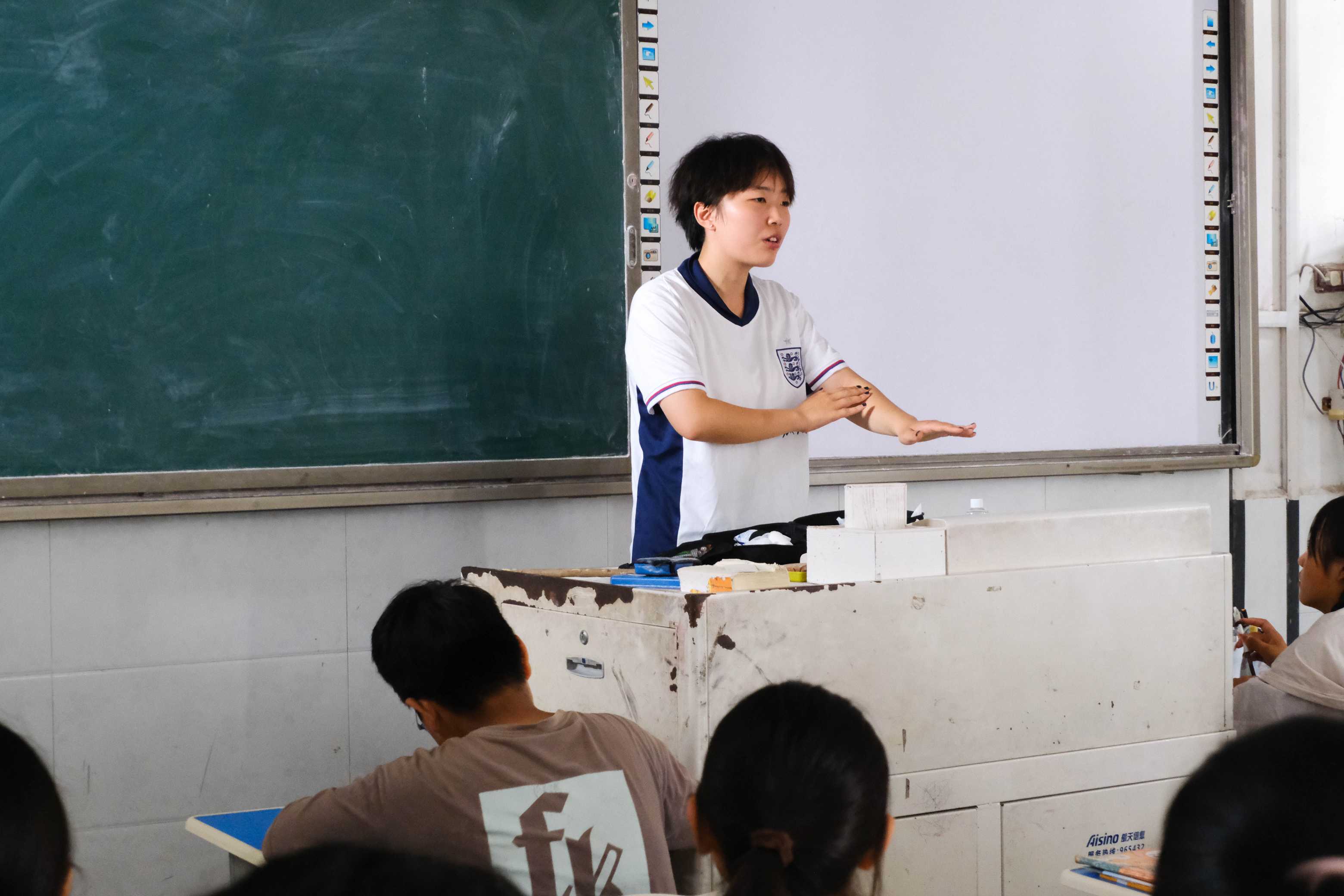 �Ӻ��W�ӡ�׷�⡱֧�̈F�����o������������߅��������֪�R���}�n