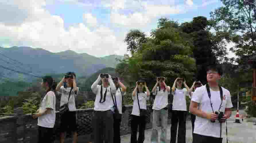 ���B�M�l�� ���Ն�ͯ�� �����ؑc������W������������־Ը���ՈF�_չ���B����ϵ�л��