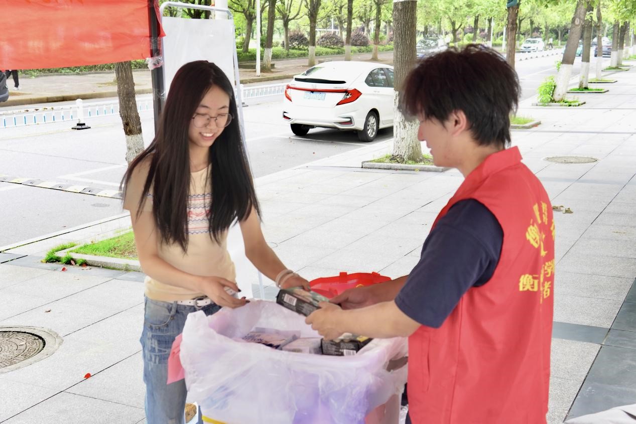 �⎟���܌WԺ�_չ��õ��������Ϳ���ǹ⡱�����ӣ�׌�����c�ǹ���У�@����