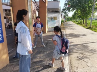 �ഺ�T�������Ć�������ǧ�����ČW У����������С�W֧��