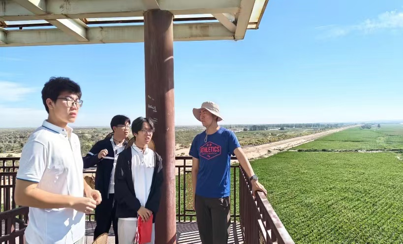 ���^�����B(t��i)׃�� ��Մ��У����ح�L��W(xu��)�Ӹ���(n��i)��������`