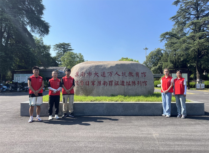 �Ї��V�I��WӋ��C�WԺ��������`�tɫС��ꠡ�����������`ǰ�����ϴ�ͨ�f�˿��M���{��