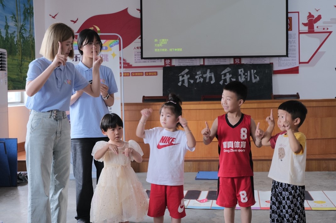 ˇ�w����ײ �㽭������W(xu��)������(d��ng)��������(sh��)�`���(d��ng)����_չ