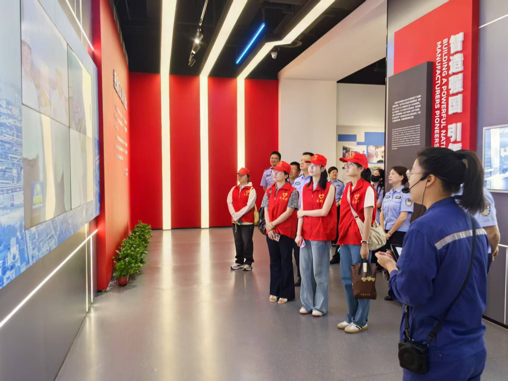 ���R��ɽ�����h