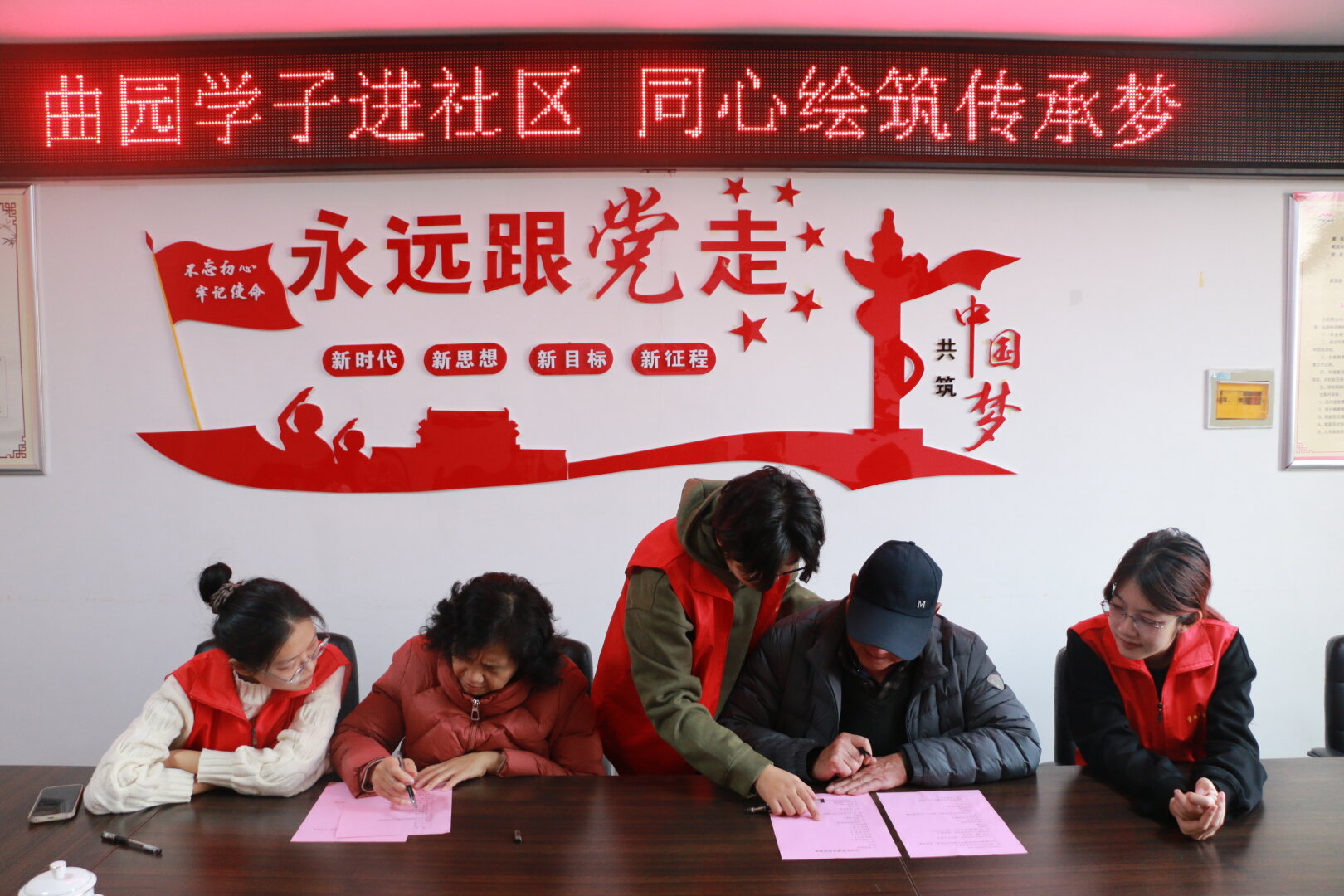 �� ������E���Զ���������