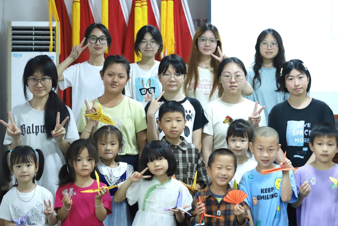 ���ڡ����g���^���ϴ�W