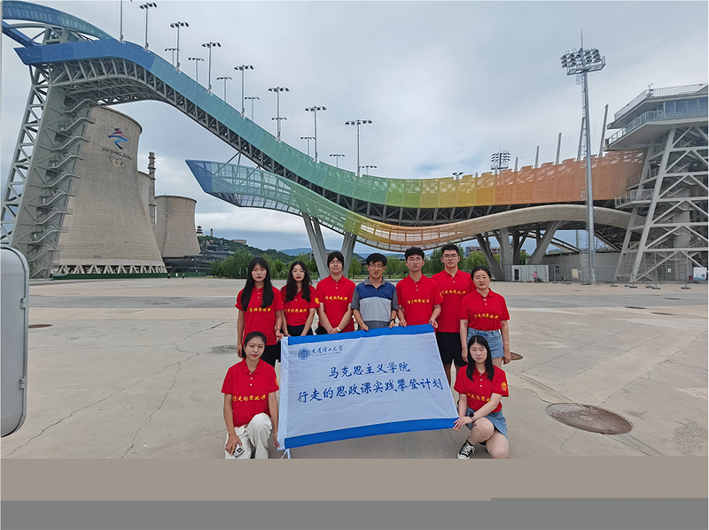 �����G��ɫ���򣬡��¡���δ�������`�F��Ӽo��