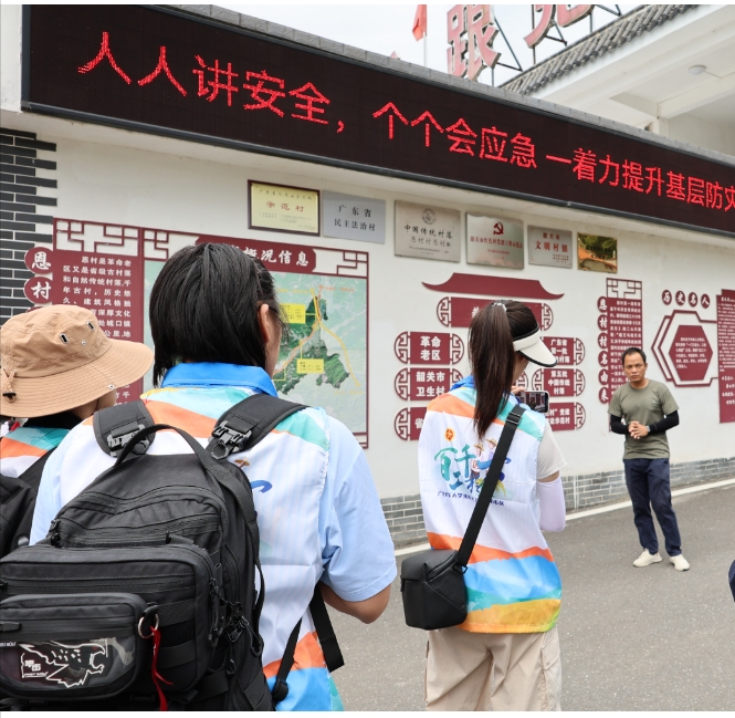 Ӱ���x�����ഺ���С����V����Ұ��ӳ����������`�F���ʻ����������l�����d