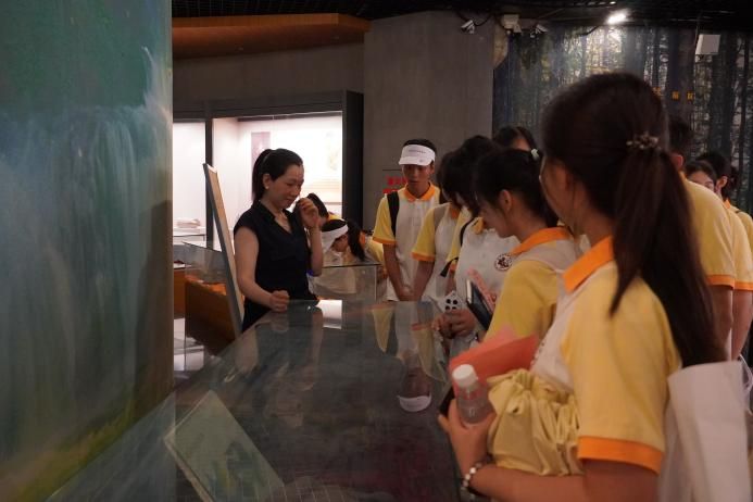 �����l(xi��ng)ح��ʷ퍡�̽�뽭���� �ഺ�^�tɫ����