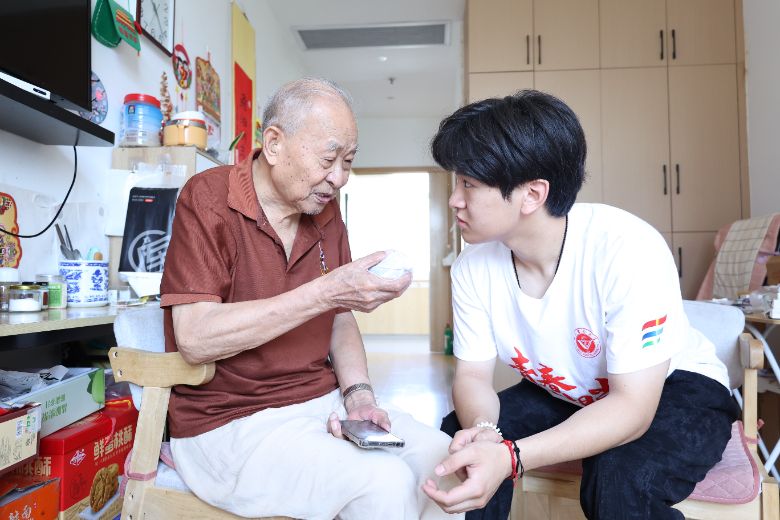 ���� "�ɏ�һ��" ���� �m���tɫ�Ļ���ƪ