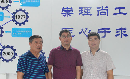 ����У�ѕ������L�˸������L�����WԺӭ�¬F��