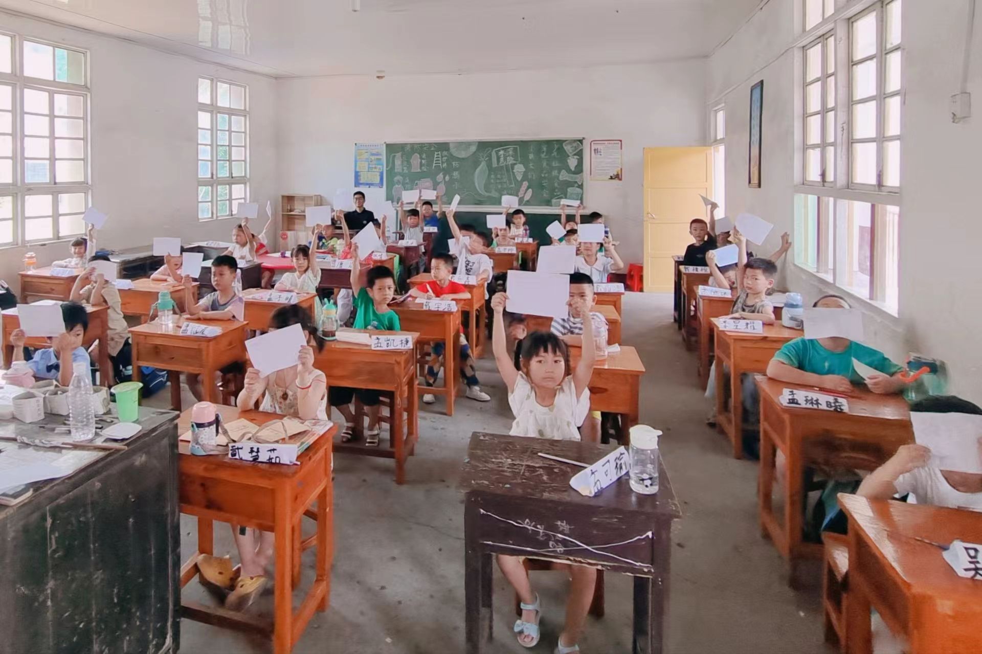 ���������������������������F�Y��