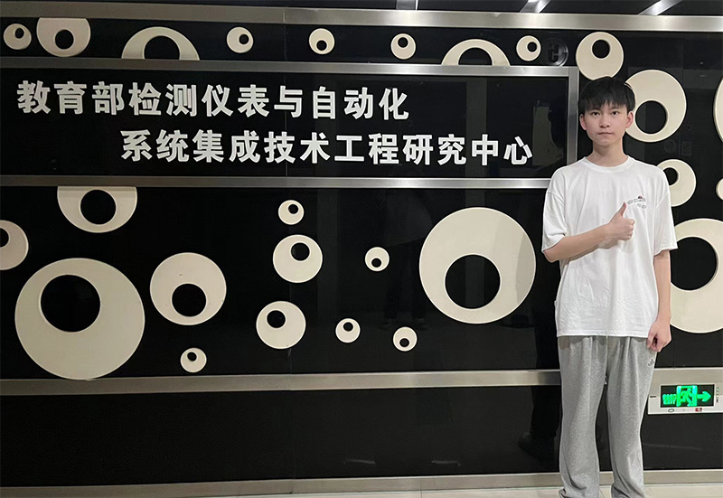 �D��꠆T���^�������z�y�x���c�Ԅӻ�ϵ�y(t��ng)���ɼ��g(sh��)�����о�����