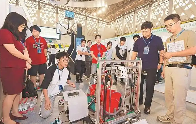 ��W(xu��)��ͬ�_(t��i)��ƴ�C(j��)е�O(sh��)Ӌ(j��)