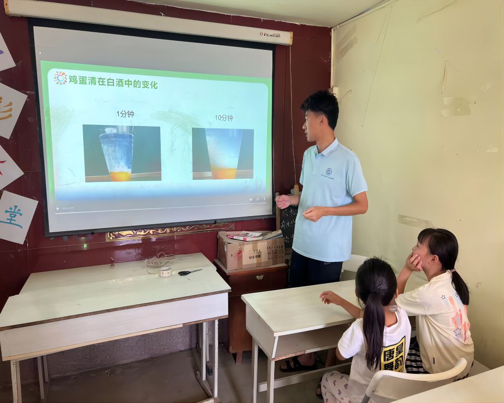 ������һ�w�ģ��Aע�Mǻ�顱���������~�ݡ��������(hu��)��(sh��)�`�F(tu��n)�H����(sh��)�`����