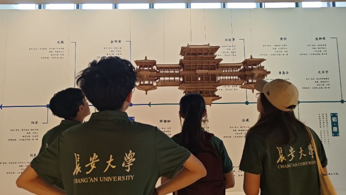 �L����W���������"���Eǧ�ꡤ�ǆ����"����������`��_չ�Ļ��zַ�����c�Ļ�����̽��