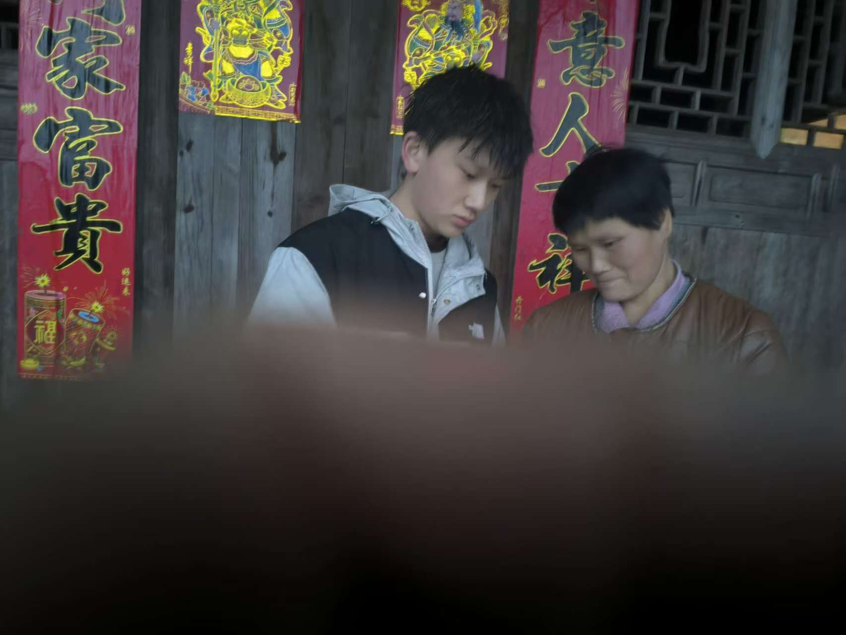 ���l�˿ڳ��з�ʽ�{����