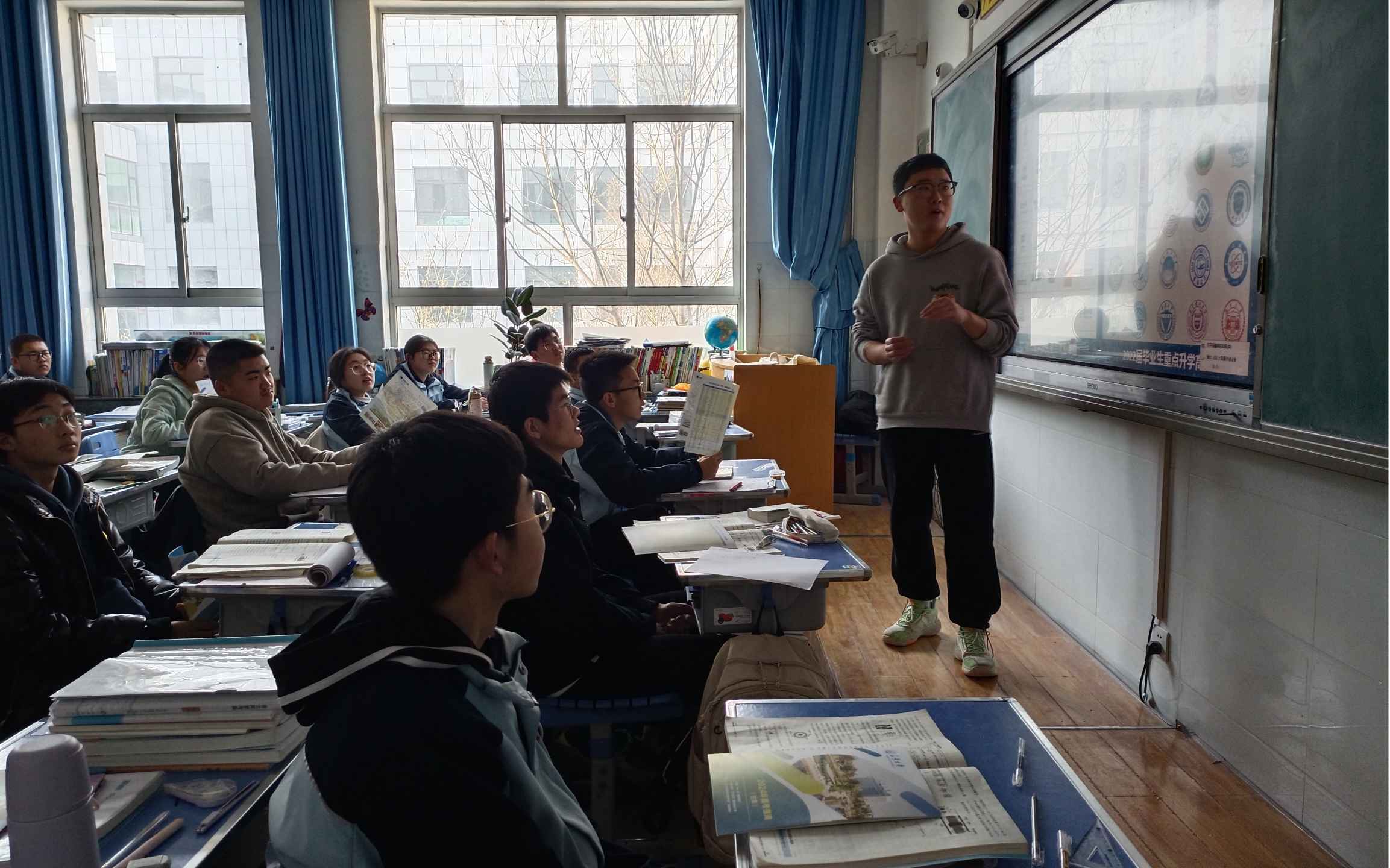 ���ഺ�� ĸУ�� �L���顱�����L��W�ӻؕ����������v�o��