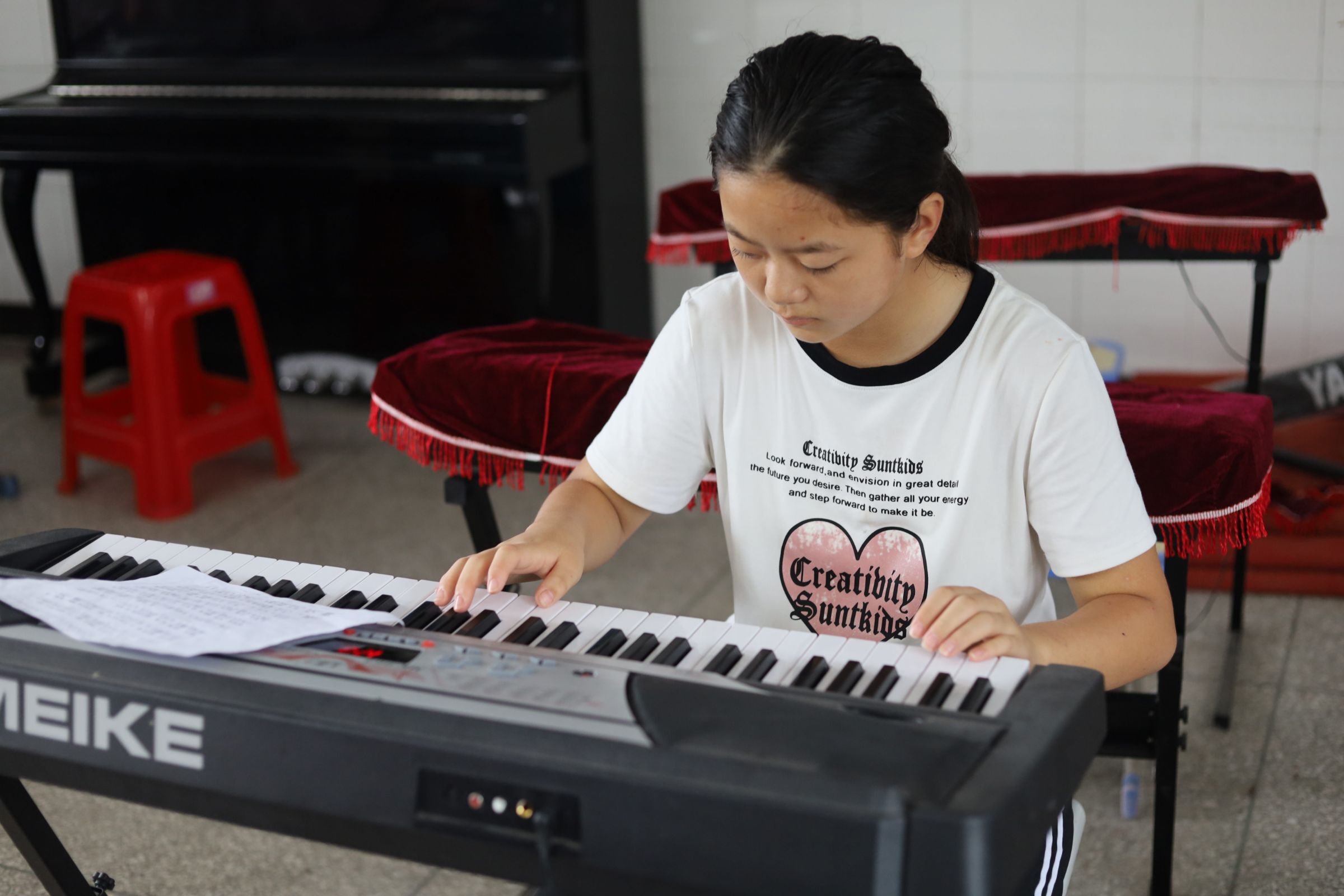 �����t(y��)ˎ�W(xu��)Ժ�ɿɉ�(m��ng)���c(di��n)���߲ʼ��ڣ����ΰ�ȫ����