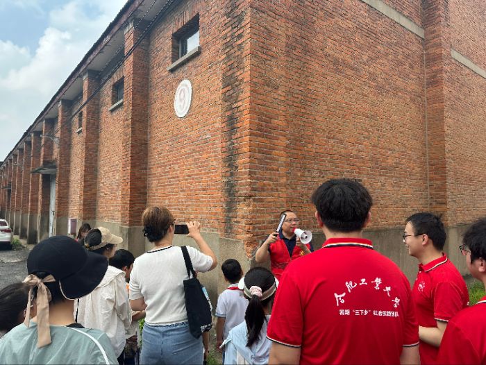 �Ϸʡ����}֮�á���һ�����ӵ�ʳ�}���L�n