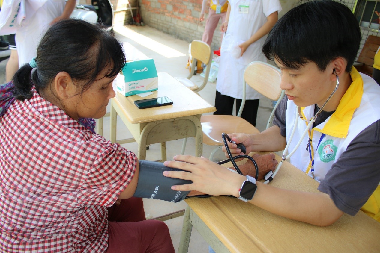 �ĺ���ӿ���ĳ������������x�\��