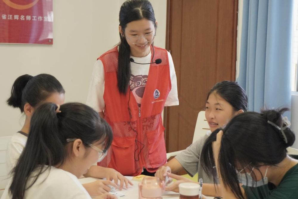 �M(j��n)�A���棬�Qλ˼��