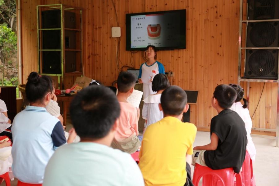 ���Б�������ʩ�̣����Ͽ�ǻ����