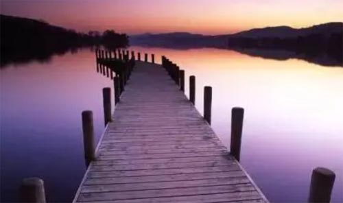 �ڹŵ��c�F��֮�g���T���~