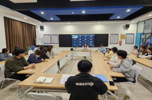 ���B�����W���аl����ģ�B�t��Ӱ�����ܷ���ϵ�y�����������Ĳ������\��