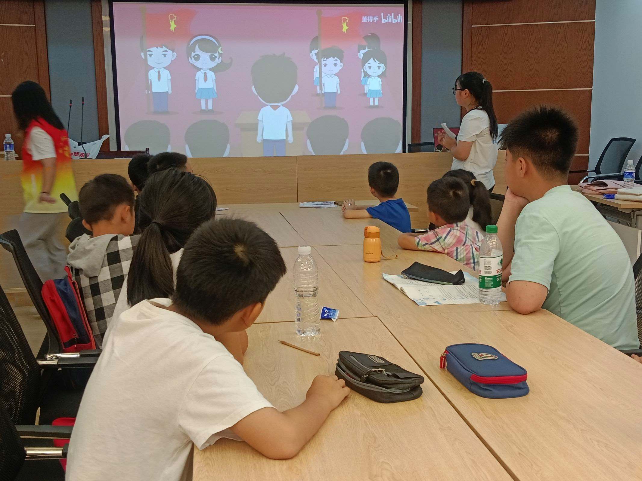 �߲ʼ��� | ���t�����������z���С������Sɽ�WԺ����־Ը���������������`�M�Еr