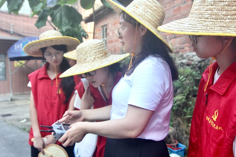 ���S��ĵ����졪�����^(gu��)����⣬ƽ���������΢��