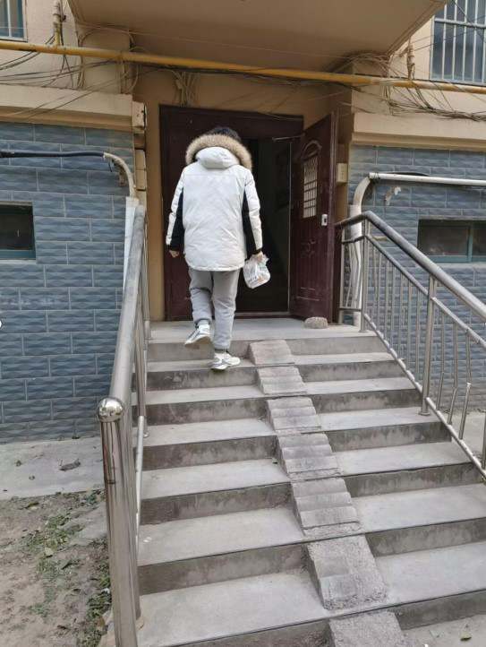 ־Ըͬ��������ͬ�У�����ͬ�С�